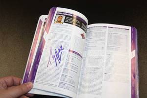 lot 126 image: 2014 Minnesota Twins Media Guide Multi Auto w 8 Signatures