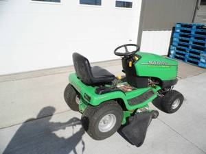 2001 Sabre Riding Mower made by John Deere