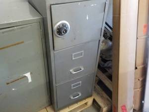 lot 12 image: Cole Steel 2 Drawer and 1 Door File...