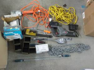 lot 17 image: Tool Lot...