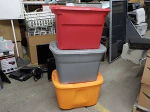 lot 19 image: 3 Tubs with Covers...