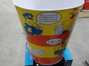 lot 50 image: Simpson Waste Basket...