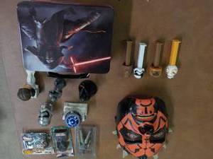 lot 53 image: Star Wars Pez, Lunch Box and Minis...