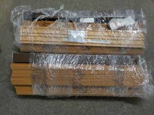 lot 94 image: set of 2 Blinds 21 wide...