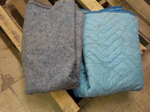 lot 110 image: 2 Moving Blankets...
