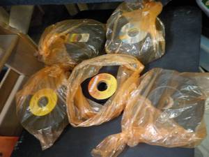 lot 141 image: 120 or so 45s...