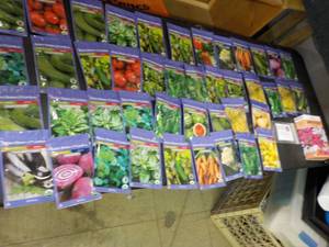 lot 152 image: 41 pkgs Better Home and Gardens Org...