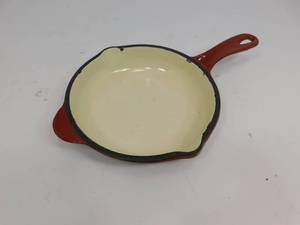 lot 23 image: Vintage Pan