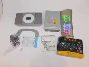 lot 53 image: Misc Electronics