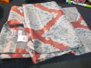 lot 3 image: 2 - 30x84 inch Curtain Panels...