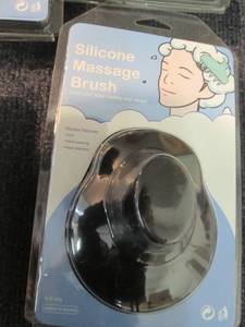 lot 18 image: 8 Silicone Massage Brushes...
