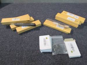 lot 116 image: 4 Laser Flip Pens, 5 Swees Metal Ba...