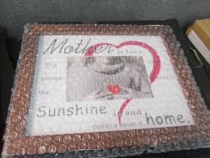 lot 143 image: 2 Mothers Day Frames...