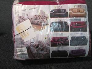 lot 215 image: Wine Red 3 Seater Sofa Cover...