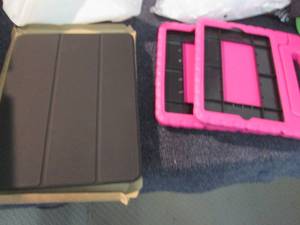 lot 224 image: 2 iPad Mini Kid Cases, iPad Pro 11 ...