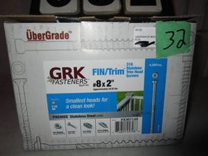lot 32 image: Box GRK Fasteners Stainless Trim Head Screws