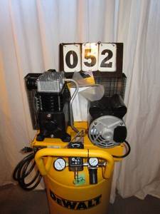 lot 52 image: Dewalt 25 Gallon Air Compressor