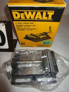 lot 60 image: DeWalt 4 Drill Press Vise
