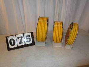 lot 75 image: DeWalt Air Hoses - Qty 3