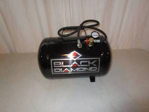 lot 104 image: Black Diamond 5 Gallon Portable Air Tank