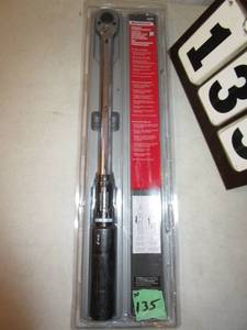 lot 135 image: Auto Craft Locking Torque Wrench