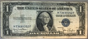 lot 39 image: 1935 D $1 Silver Certificate - H 73699352 F