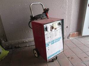 Associated Model 6009 612 Volt Bat...