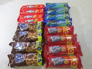 16 Packs of Assorted Cookies Best b...