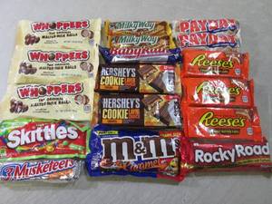 Assorted CandyCandy Bars  B-3...