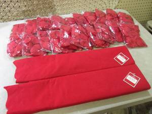 20 Bags of Fake Rose Petals and 2 4...