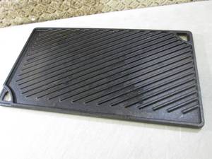 Lodge Double Sided Cast Iron Skille...