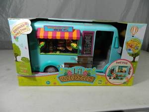 New Super Cute Food Truck
