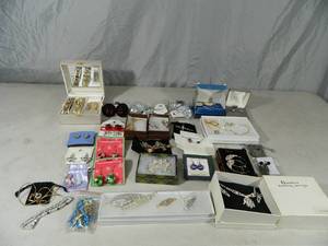 Assorted Jewelry
