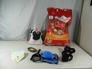 Dog Food and New Pet Supplies