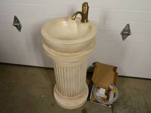 New Indoor  Outdoor Sink with Faucet