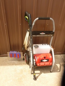 Black & Decker 1800 psi pressure washer. Motor runs but unable to fully test. Switch is bypassed & need to use reset button. As shown.