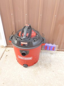 Craftsman 16 gallon blowervacuum. Tested & works. Motor seems to run a bit slow As shown.