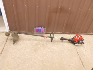 Craftsman 4 cycle weed trimmer. Lightly used. Tested & works. As shown.