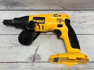 lot 47 image: DeWalt DC520 Cordless 18v Drywall Deck Screw Gun