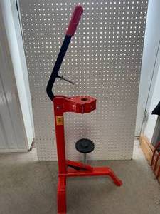 lot 96 image: Ferrari (wine making) Corking Machine