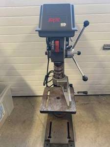 lot 130 image: Skil 13 Heavy Duty Drill Press 38 Tall