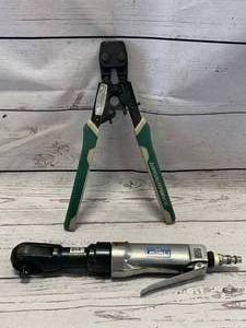 lot 136 image: Mechanics 38 Air Wrench & 38-1 Pex Crimping Tool