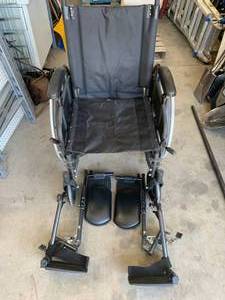 lot 145 image: Stylus LS Mobility Wheel Chair $965 List Price