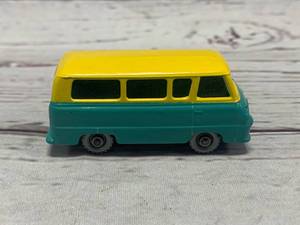 lot 5 image: Vintage Lesney Matchbox Thames Estate Car #70