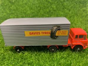 lot 75 image: Lesney Matchbox Major Pack Davies Tyres Bedford & York #2