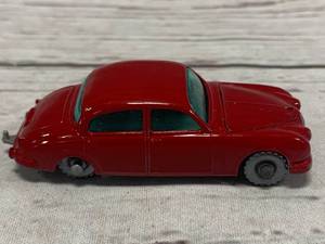 lot 83 image: Lesney Matchbox Jaguar 3.4 Litre Gray Wheels #65