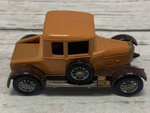 lot 87 image: Lesney Matchbox Models of Yesteryear 1926 Morris Cowley Bullnose #8
