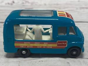 lot 102 image: Lesney Matchbox Lyons Maid Commercial Ice Cream Canteen #47