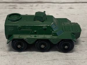 lot 117 image: Vintage Lesney Matchbox Saracen Personnel Carrier #14