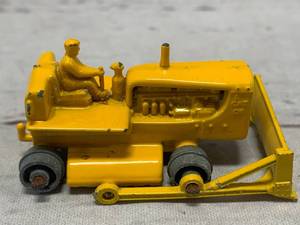 lot 119 image: Vintage Lesney Matchbox Caterpillar Reg Trade MK Bulldozer #8